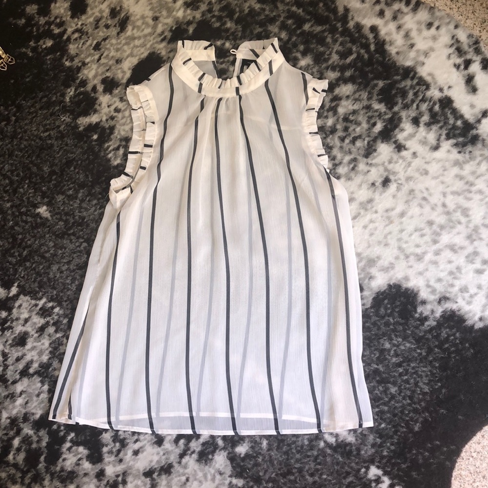 Who What Wear Blouse Size M